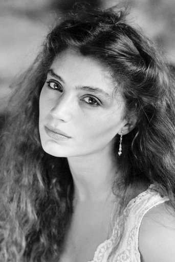 Ángela Molina — Oedipus Mayor cast