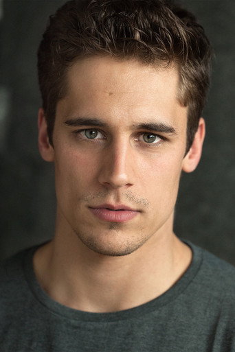 Martiño Rivas — Snakes and Ladders cast