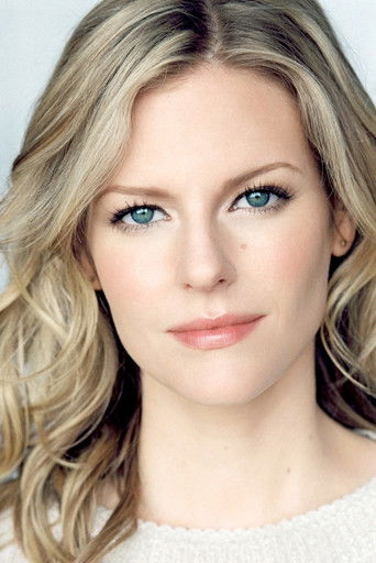 Chelsey Crisp — Clawed cast