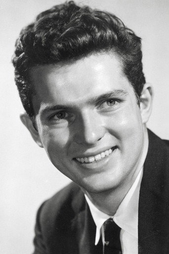 Geoffrey Horne — Esterina cast